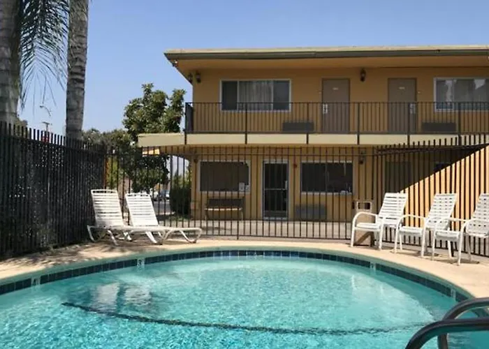Americas Best Value Inn Visalia