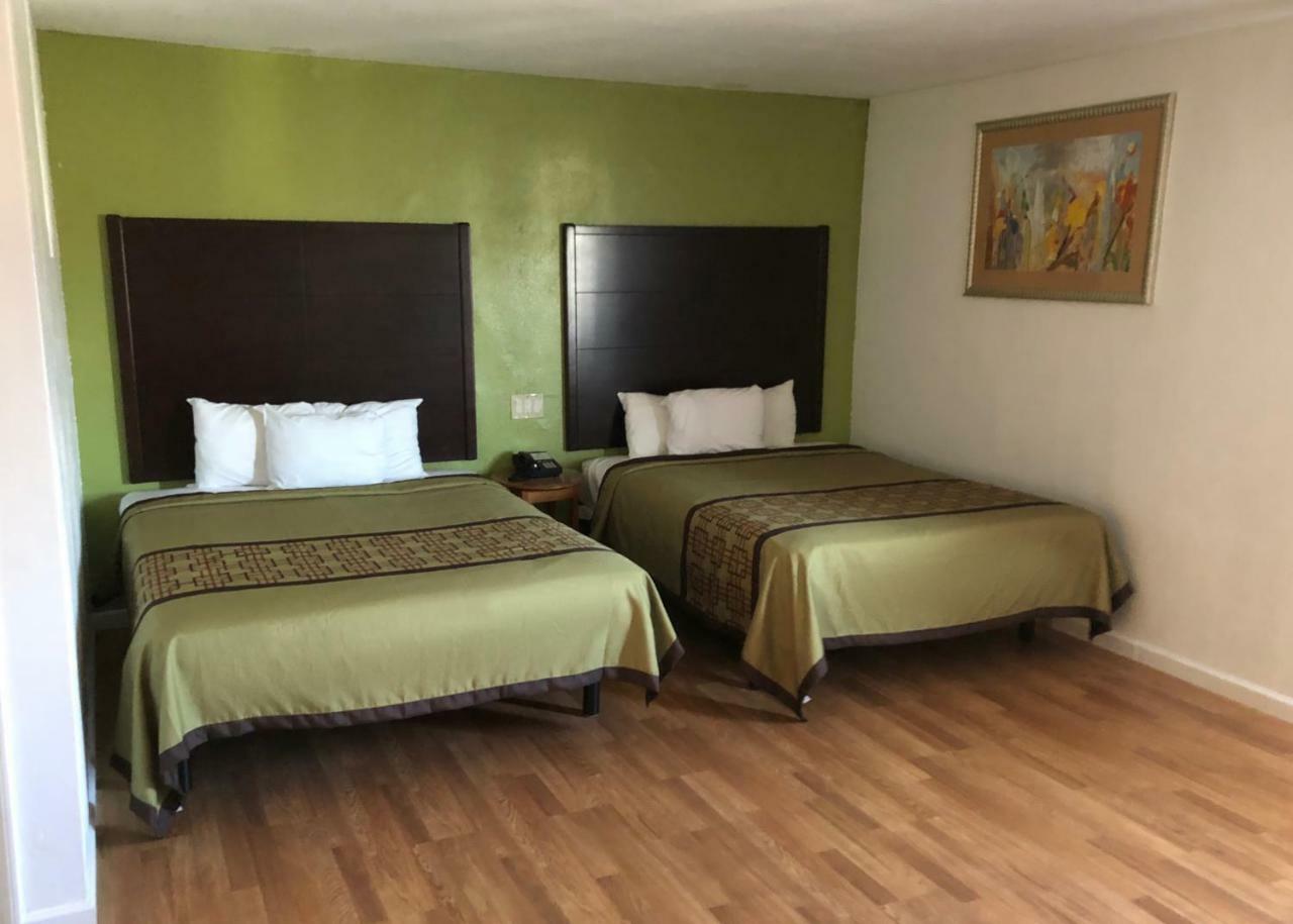 Americas Value Motel Visalia